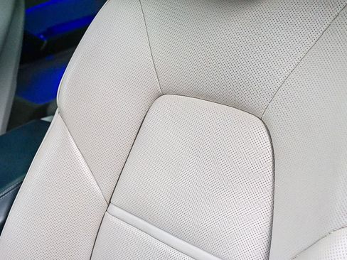 Certified 2023 Porsche Cayenne GTS w/ Premium Package Plus AWD/4WD image 25