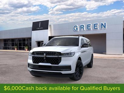 New 2026 Lincoln Navigator L Reserve w/ Jet Appearance Package