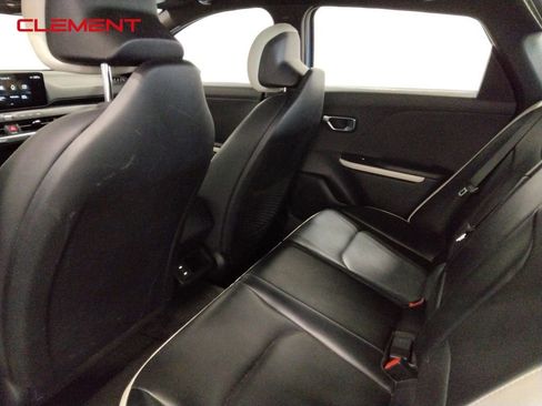 Used 2025 Kia K4 GT-Line w/ GT-Line Premium Package image 33