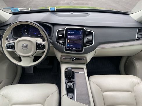 Used 2023 Volvo XC90 B6 Plus w/ Protection Package image 8