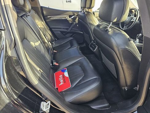 Used 2018 Maserati Ghibli image 9