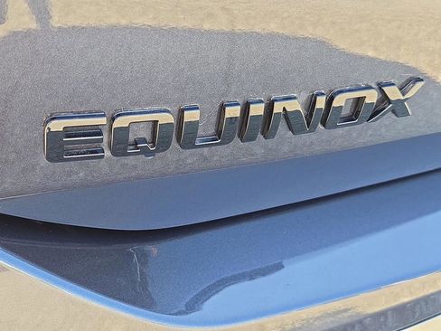 Used 2023 Chevrolet Equinox RS image 12