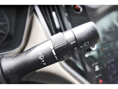 Used 2024 Subaru Outback Limited AWD/4WD image 18