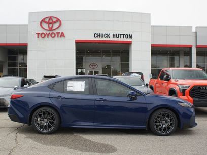 Used 2026 Toyota Camry SE w/ Convenience Package