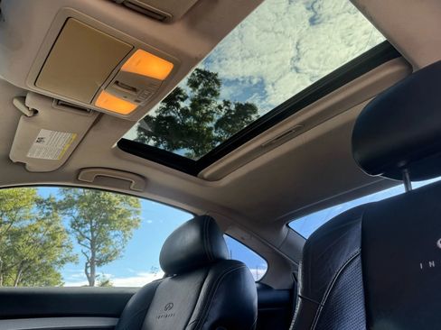 Used 2008 INFINITI G37 Sport w/ Premium Pkg image 17