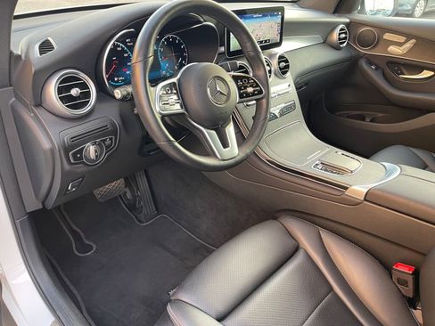 Certified 2022 Mercedes-Benz GLC 300 4MATIC image 9