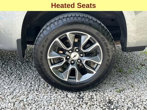 Certified 2024 Chevrolet Silverado 1500 RST AWD/4WD image 10