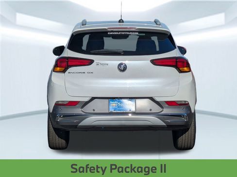 Used 2022 Buick Encore GX Essence w/ Advanced Technology Package image 5