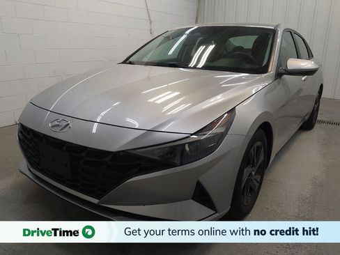 Used 2021 Hyundai Elantra SEL FWD image 1