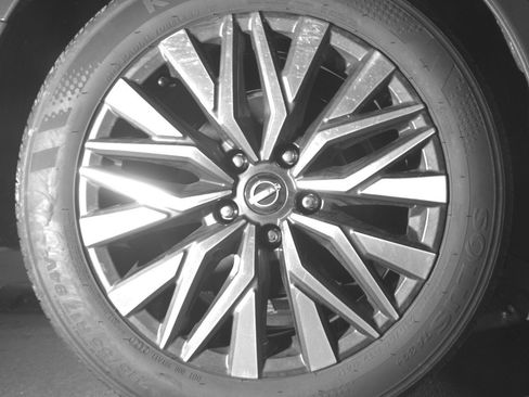 Used 2025 Nissan Altima 2.5 SV image 15