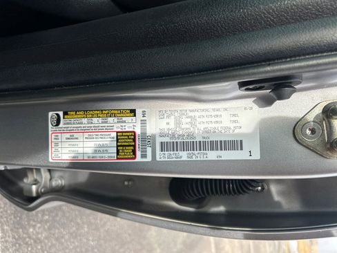 Used 2020 Toyota Tundra SR5 w/ TRD Off-Road Plus Package image 33