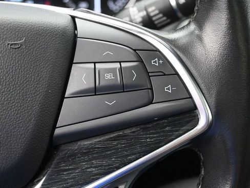 Used 2023 Cadillac XT5 Premium Luxury image 14