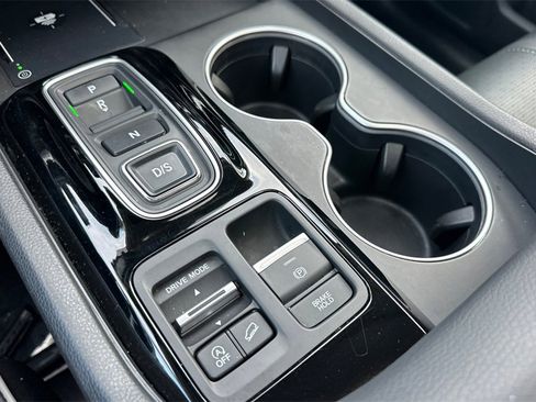 Certified 2025 Honda Pilot Elite image 23