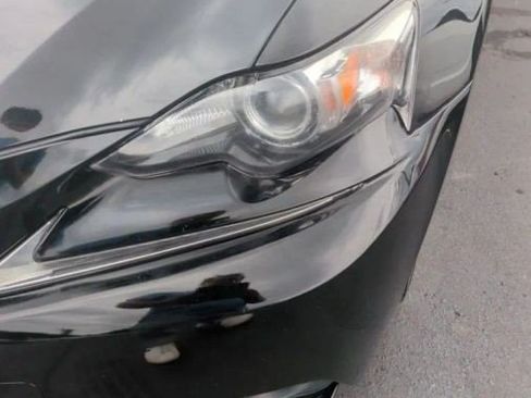 Used 2016 Lexus IS 200t RWD image 27