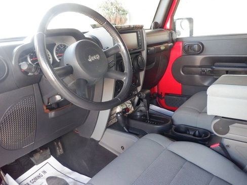 Used 2008 Jeep Wrangler Unlimited Rubicon w/ PWR Convenience Group AWD/4WD image 15