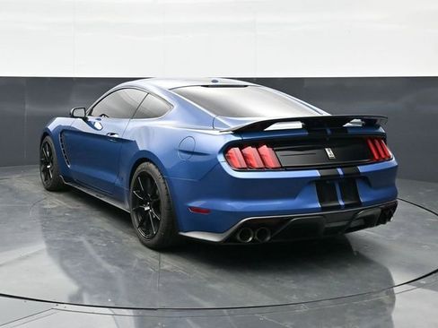 Used 2019 Ford Mustang Shelby GT350 w/ Technology Package RWD image 5