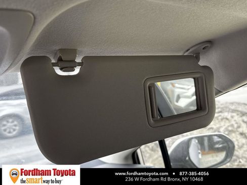 Used 2023 Toyota Corolla LE image 29