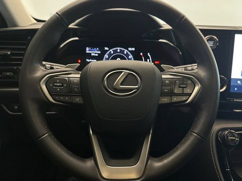 Certified 2025 Lexus NX 250 FWD w/ Accessory Package (A2) image 23