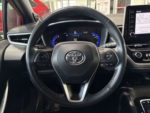 Used 2020 Toyota Corolla XSE image 14