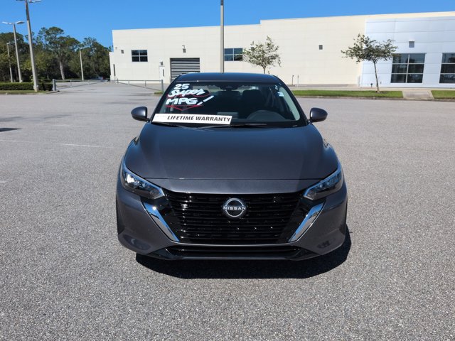 Used 2025 Nissan Sentra SV FWD image 10
