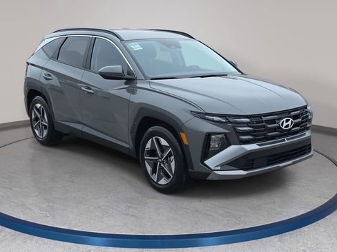 Used 2025 Hyundai Tucson SEL image 3