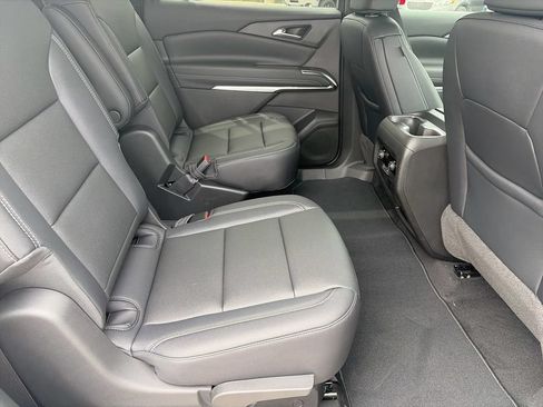 Used 2026 Chevrolet Traverse LT w/ Driver Confidence Package FWD image 15