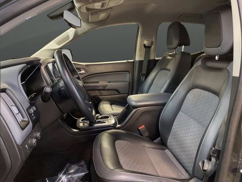 Used 2018 Chevrolet Colorado Z71 image 4