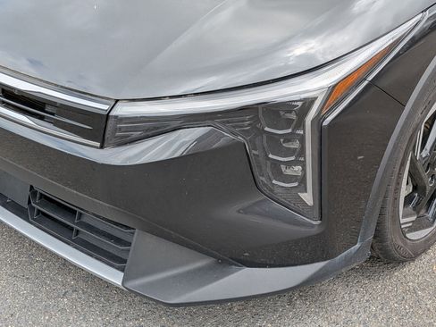 Used 2025 Kia K4 EX FWD image 9
