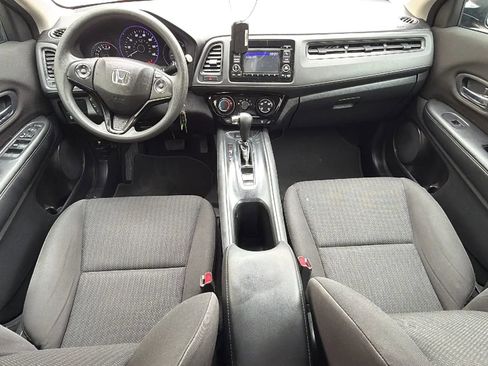 Used 2017 Honda HR-V LX image 29