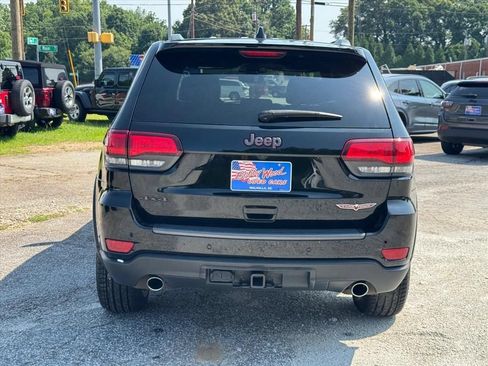 Used 2020 Jeep Grand Cherokee Trailhawk AWD/4WD image 4