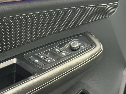 Certified 2024 Volkswagen Atlas SEL AWD/4WD image 17