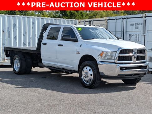 Used 2016 RAM 3500 Tradesman w/ Chrome Appearance Group RWD image 3