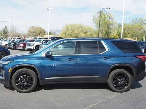 Used 2023 Chevrolet Traverse LT AWD/4WD image 3
