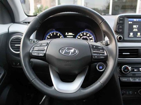 Used 2021 Hyundai Kona Limited w/ Cargo Package image 14