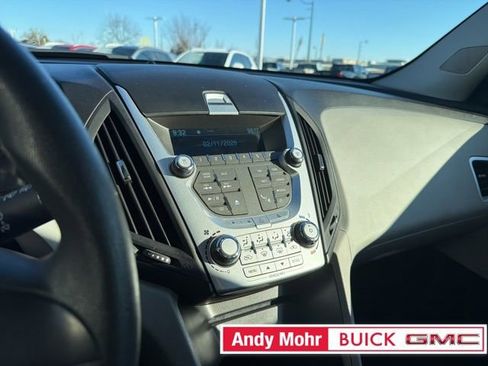 Used 2010 Chevrolet Equinox LS image 31