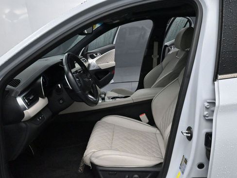 Used 2022 Genesis G70 3.3T w/ Sport Prestige Package image 14