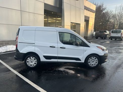 Used 2023 Ford Transit Connect XL image 2