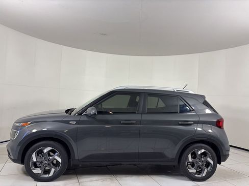 New 2026 Hyundai Venue SEL image 2