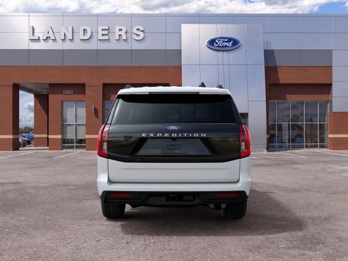 New 2027 Ford Expedition Active AWD/4WD image 7