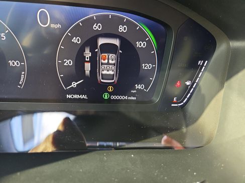 Used 2026 Honda CR-V TrailSport image 22