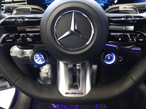 New 2026 Mercedes-Benz GLS 63 AMG 4MATIC image 19