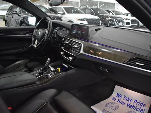 Used 2018 BMW 530e xDrive AWD/4WD image 26