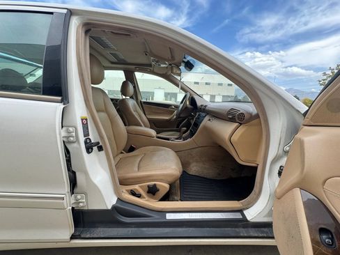 Used 2003 Mercedes-Benz C 240 4MATIC Sedan image 12