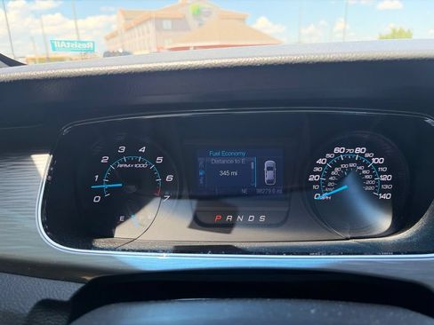 Used 2016 Ford Taurus SEL FWD image 27