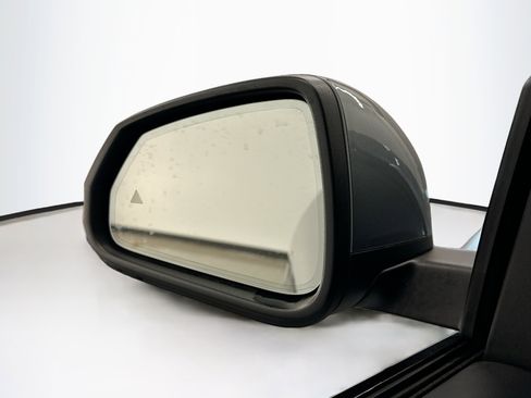 Used 2025 BMW X2 xDrive28i image 16