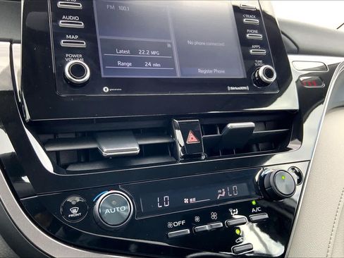 Used 2024 Toyota Camry LE w/ Convenience Package FWD image 33