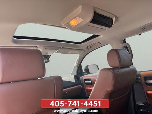 Used 2018 Toyota Sequoia Platinum RWD image 26