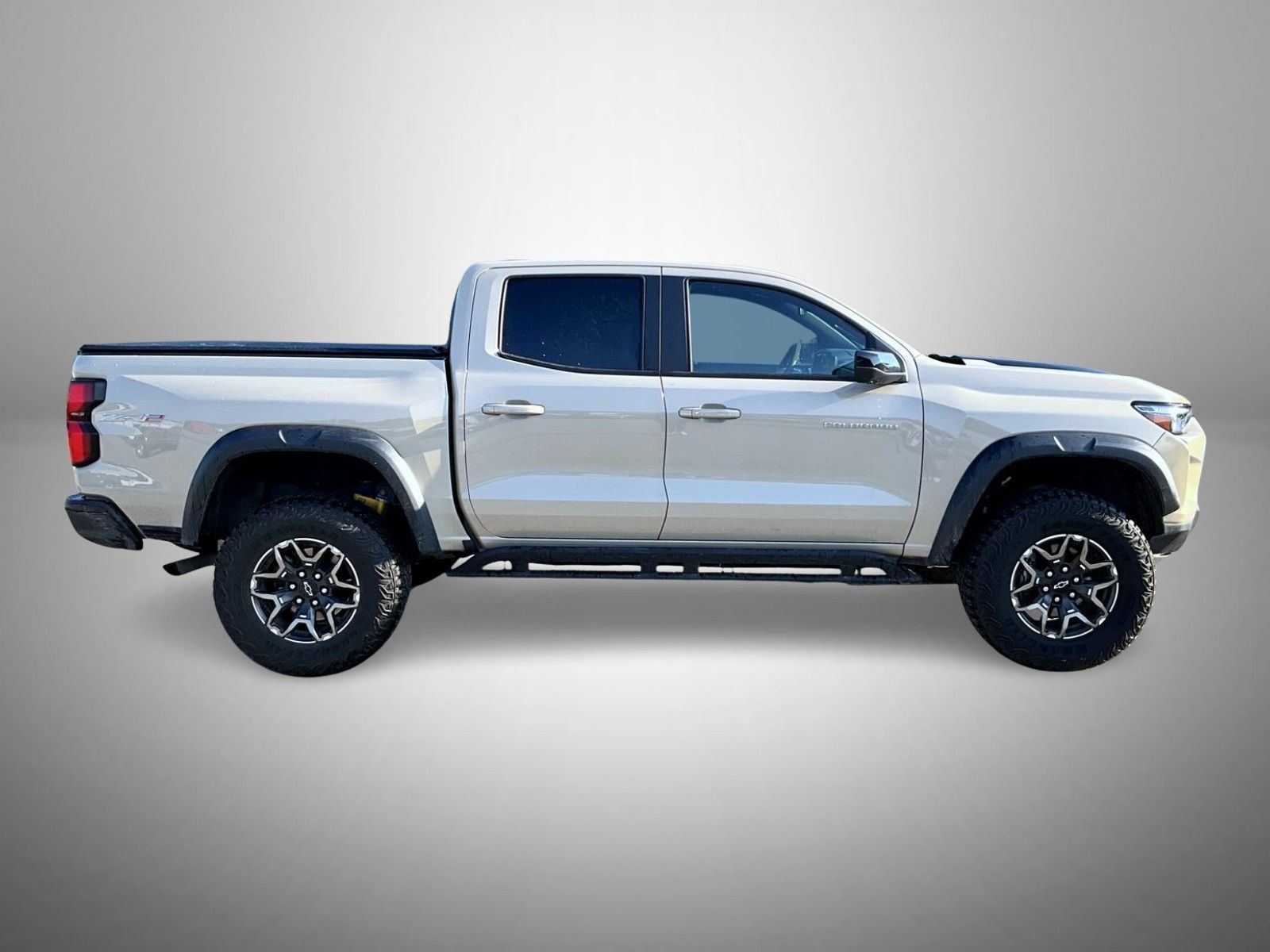Used 2023 Chevrolet Colorado ZR2 w/ ZR2 Convenience Package III AWD/4WD image 4