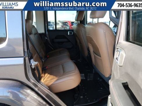 Used 2021 Jeep Wrangler Unlimited Sahara image 36