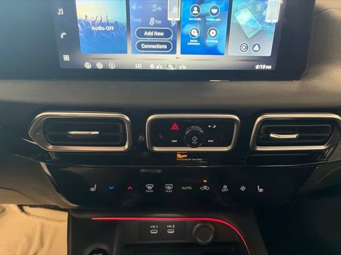New 2026 Nissan Sentra SV w/ SV Convenience Package FWD image 23